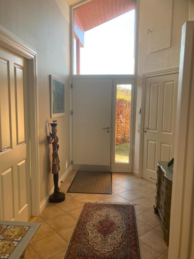 Vaerelse, Bad Og Toilet I Villa Naestved Exterior photo